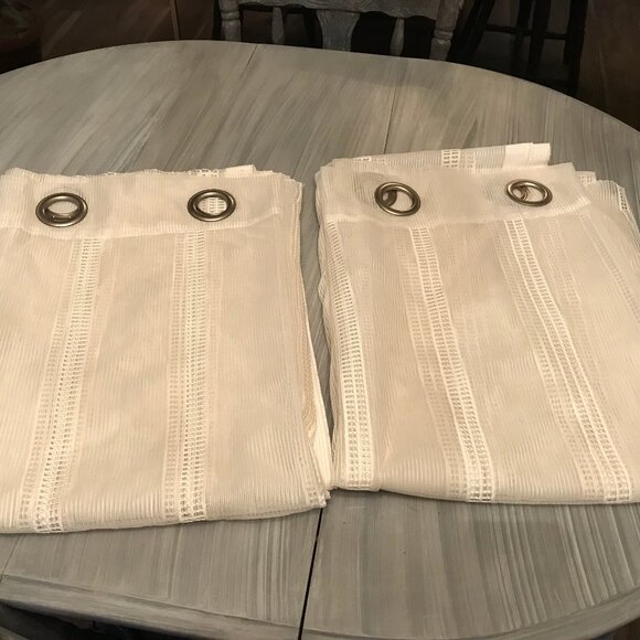 Lace Look Panels/Drapes Set Of 2 - Picture 1 of 3